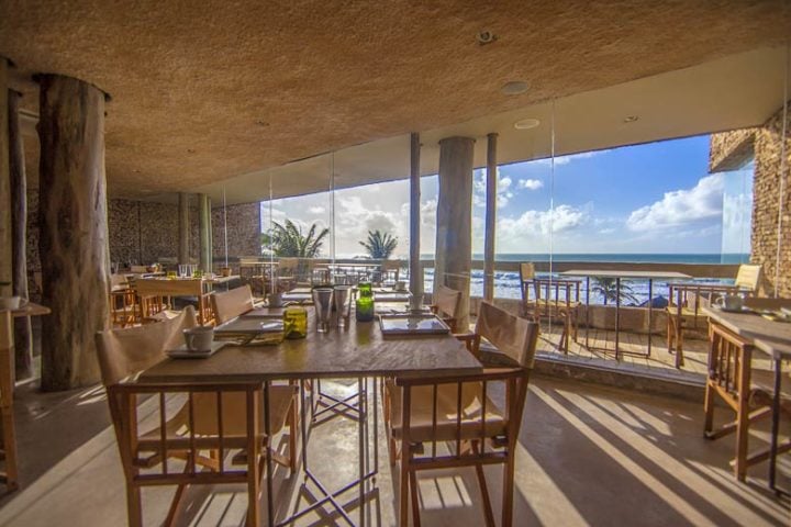Kenoa Beach Spa & Resort — Restaurant