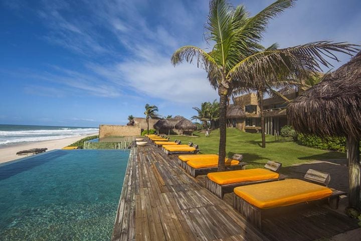 Kenoa Beach Spa & Resort — Pool & beach