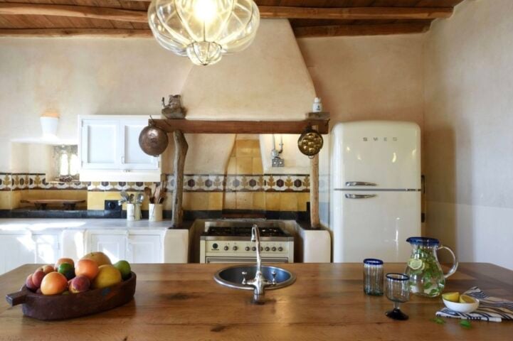 Casa Myrsini — Main house kitchen