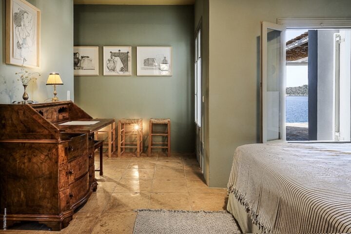 Neos Eros — Second bedroom main building