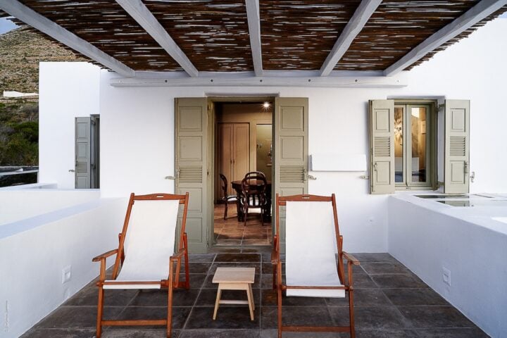 Neos Eros — Terrace upper level house