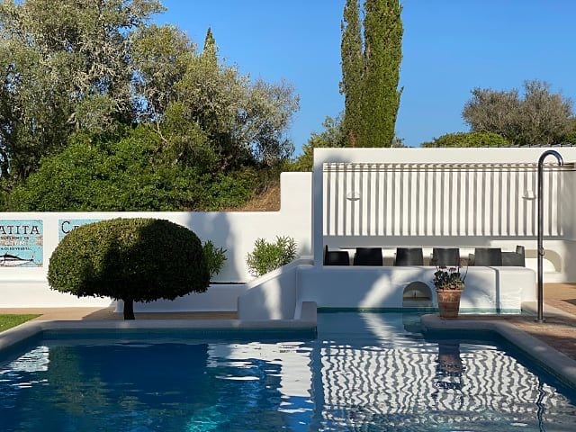 Casa Arte — Pool area