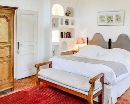 Rooms & Suites at Chateau de la Resle in Burgundy - Design Hotels™