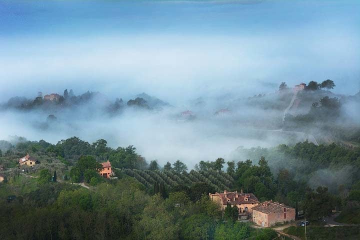 Mazzini 31 — Balcony views