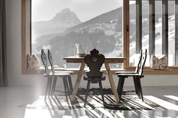 Modern Chalet — Dining area and view