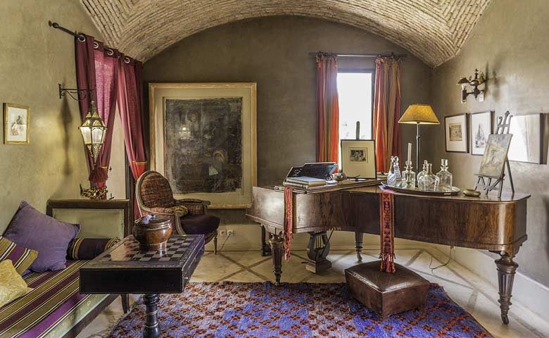 Villa Palmeraie — Piano room