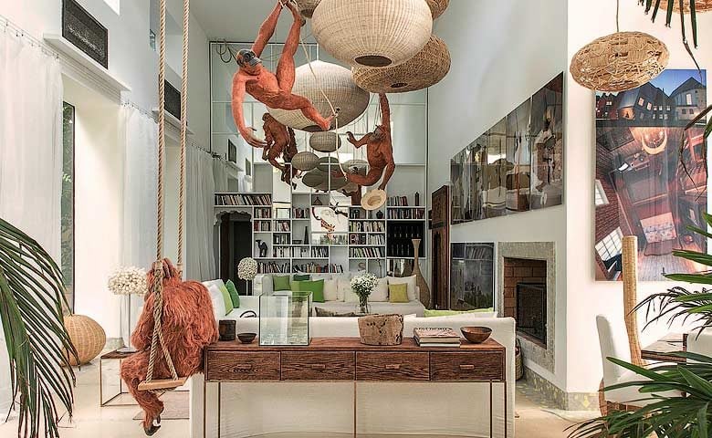 Artist Villa — Living area