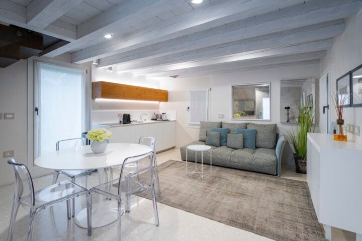 Palazzo Morosini — Mirto