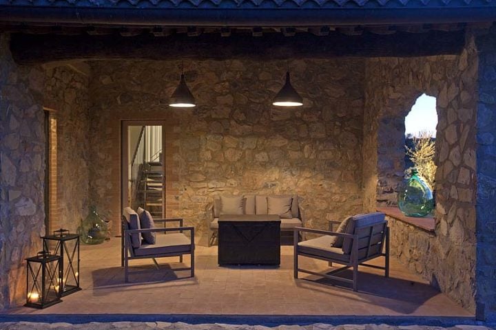 Casale Sterpeti — Portico