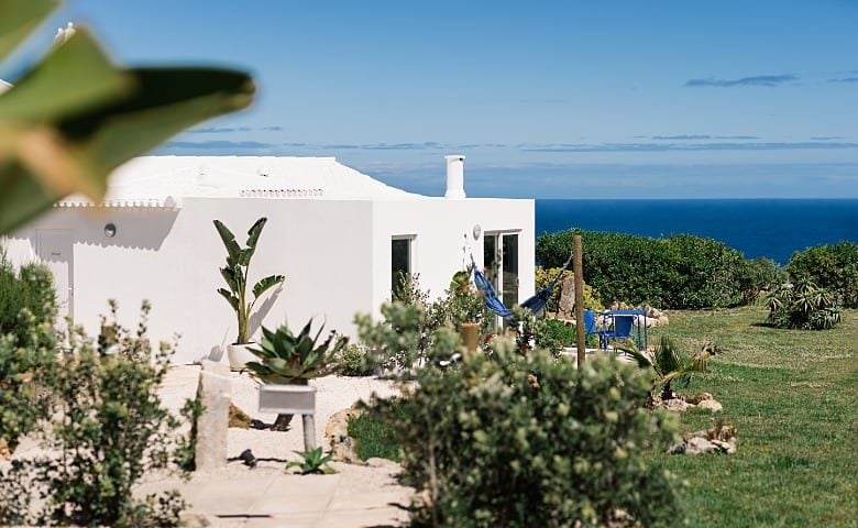 Outpost - Casa das Arribas — Garden Cabana
