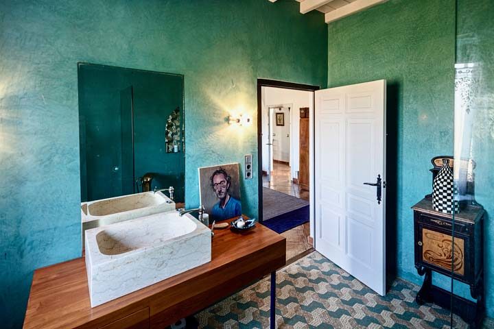 La Finca — Magnolia bathroom