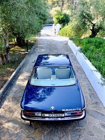 La Finca — Driveway