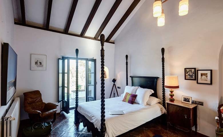 La Finca — Magnolia bedroom