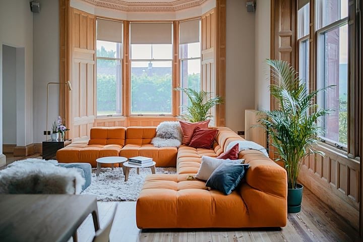 Highland Lodge — Living room