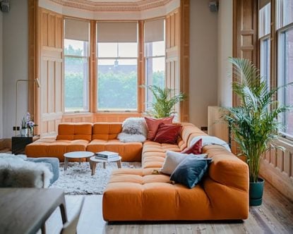 Highland Lodge — Living room