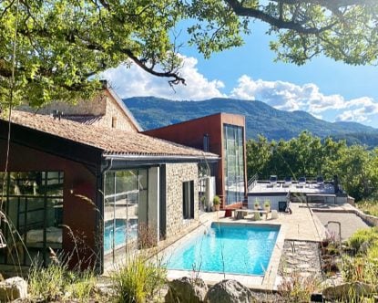 La Maison du Mûrier — La Maison du Mûrier