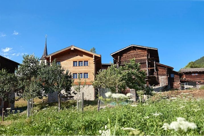 Wallis Heidenhaus — Wallis Heidenhaus