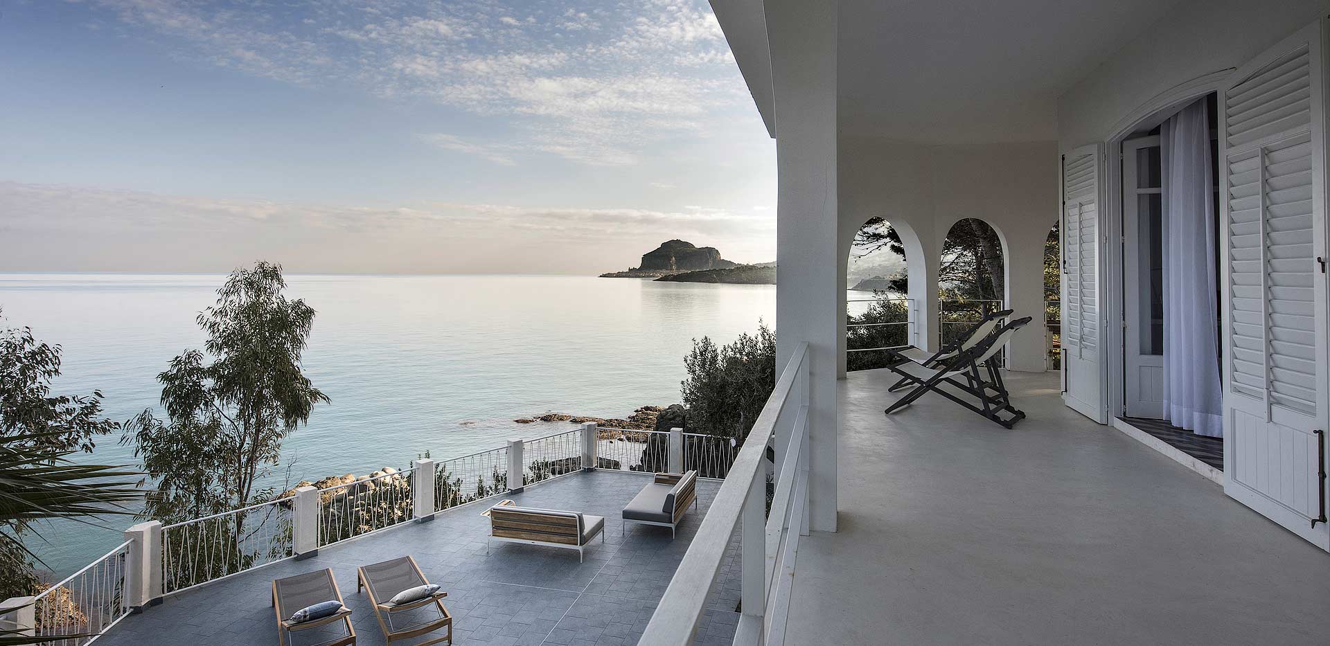 Villa on the Cliff in Sicily, Italy Villa rentals